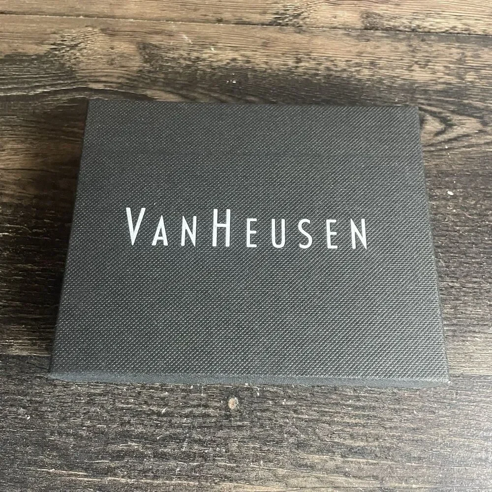 Van Heusen Men's Genuine Leather Bifold Wallet Black New With Original Box